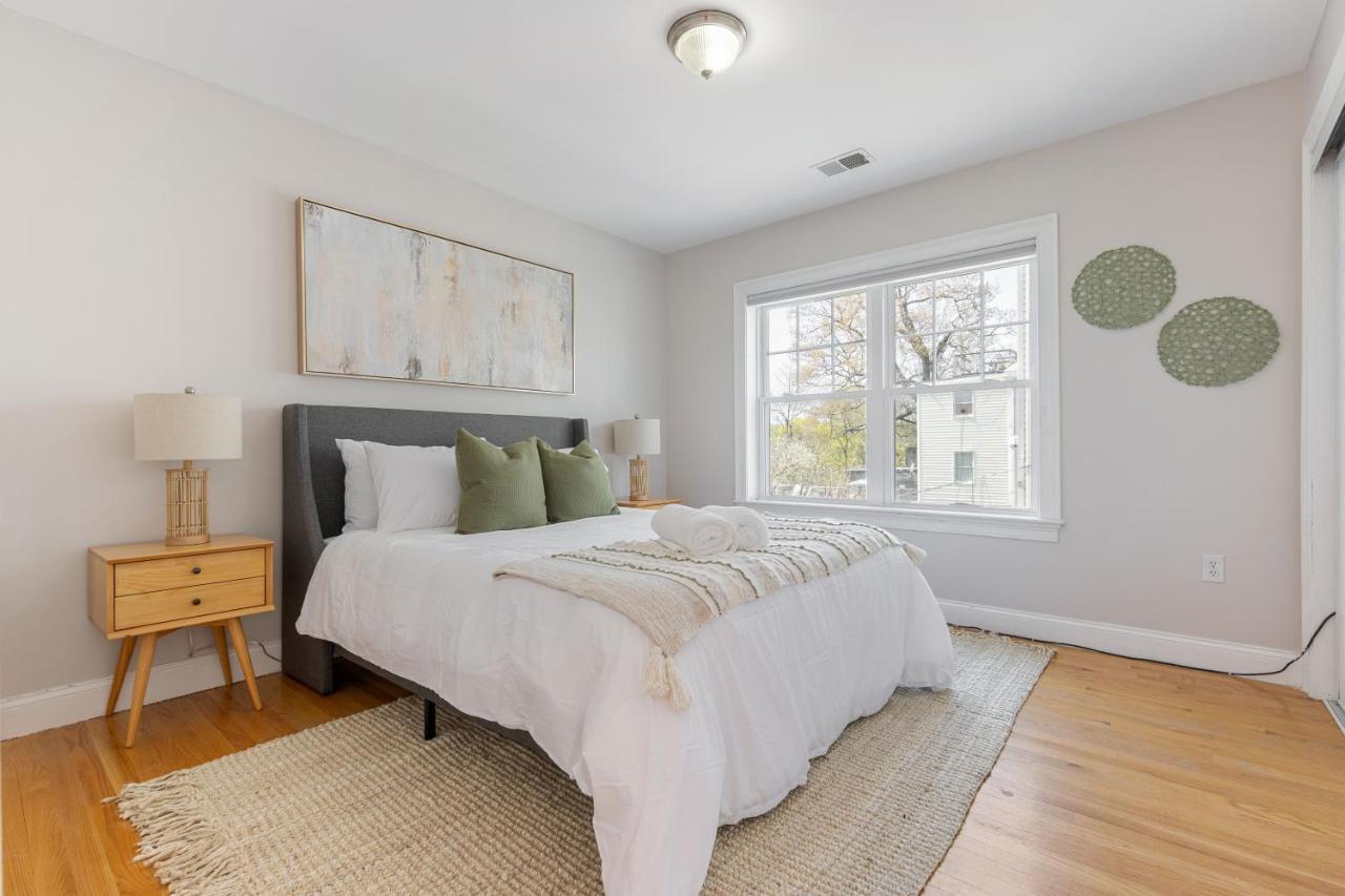 Amazing Family-Friendly And Group-Friendly Accommodation #Thebackdorch Boston Extérieur photo